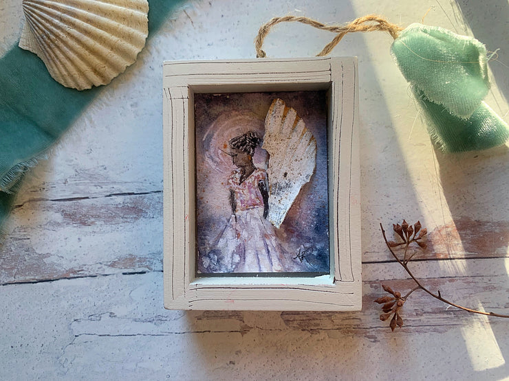 Shell lady ornament 7